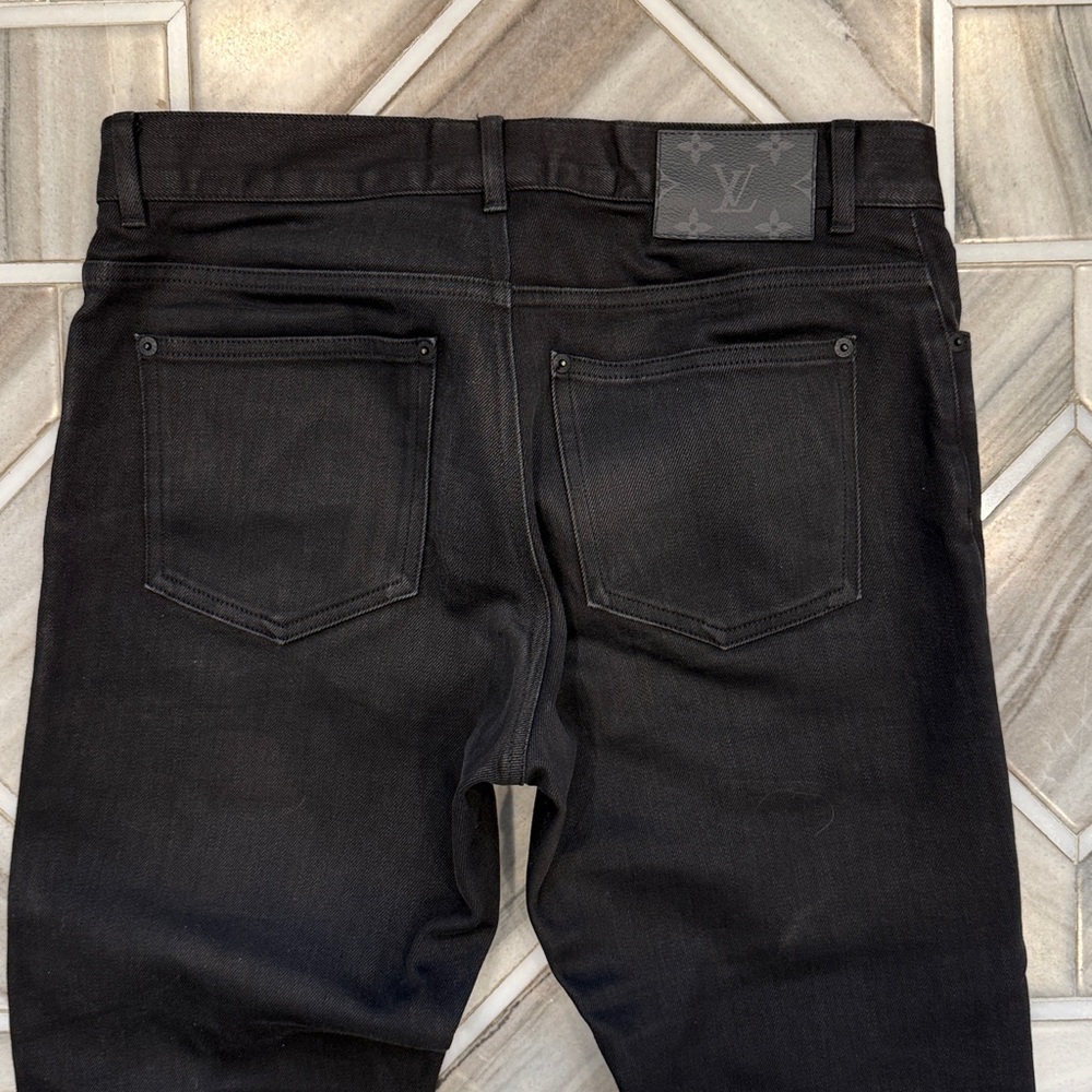 Men’s Louis Vuitton black jeans - Picture 6 of 7
